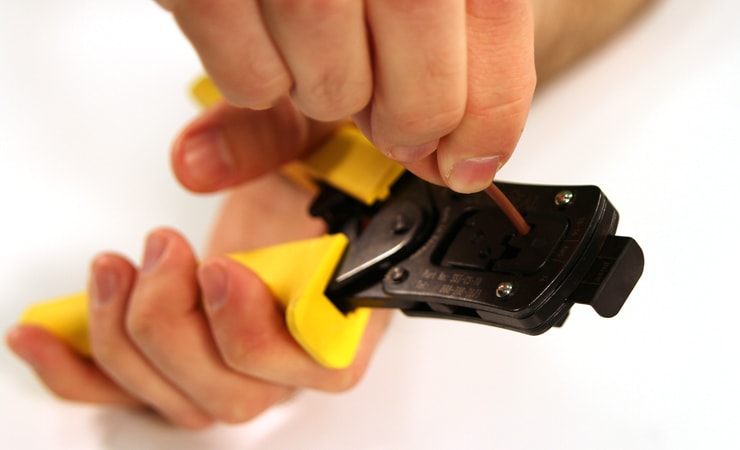 Hand Crimp Tool Operation Step 6